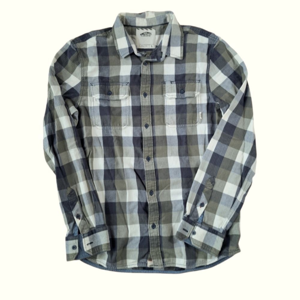 Vans off the wall flannel button down
